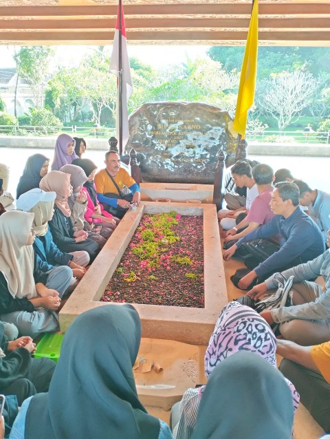 Pulau Jawa